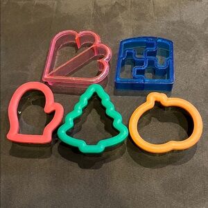 Holiday Sandwich Cutters